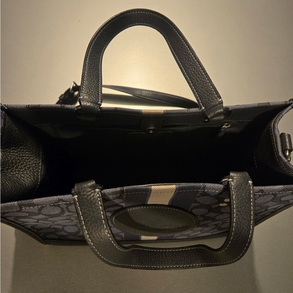 Coach Navy and Black Signature Tote - Picture 5 of 9